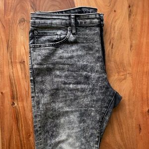 Grey Distressed Denim Jeans